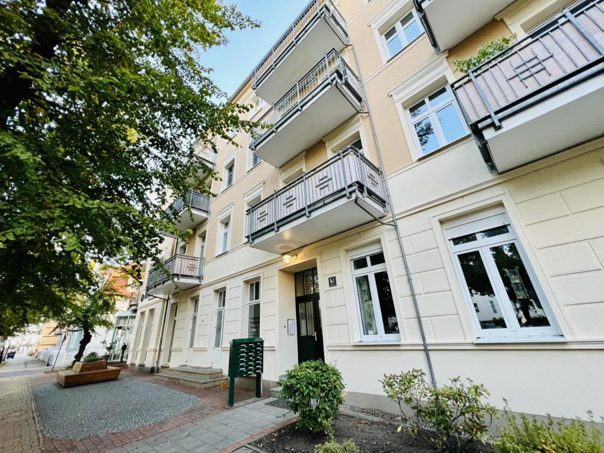 Apartament Charlotte, Direkt Am Kurpark Rostock Zewnętrze zdjęcie